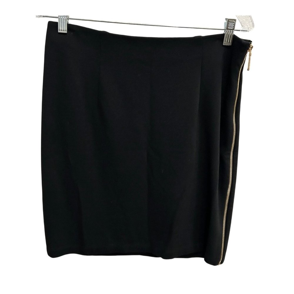 Vince Camuto Black Pencil Skirt With Gold Side Zipper Detail Size 6